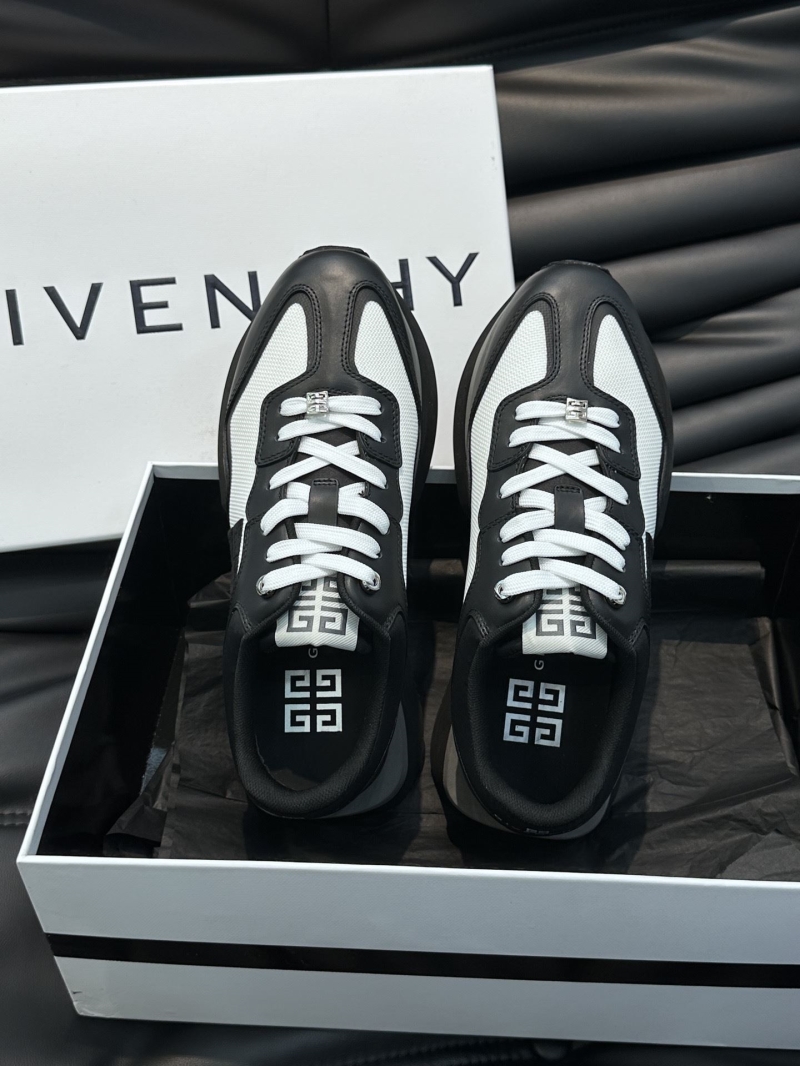 Givenchy Sneakers